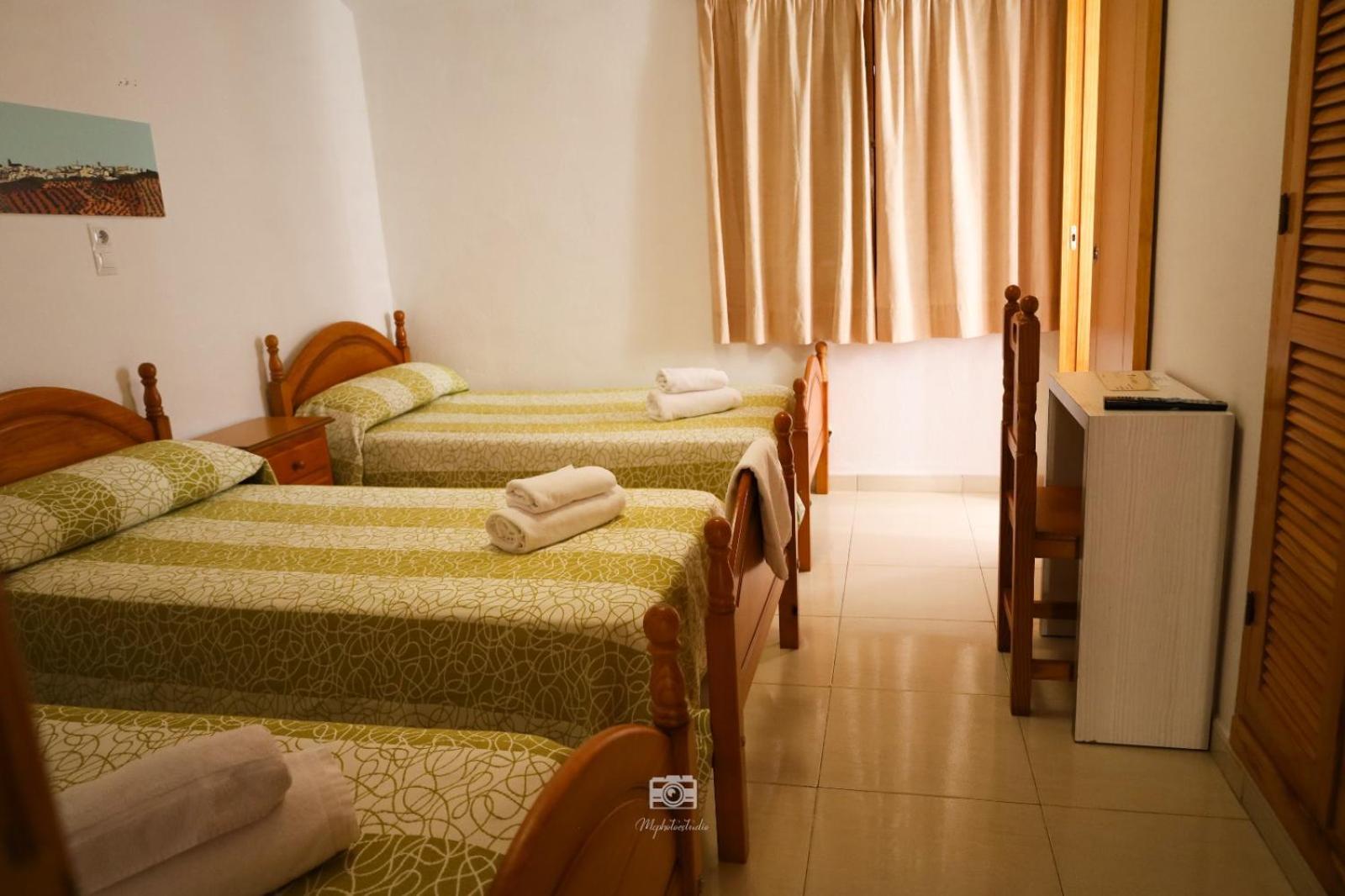Hospedium Dlj Hostal Ben Nassar Arjona Εξωτερικό φωτογραφία