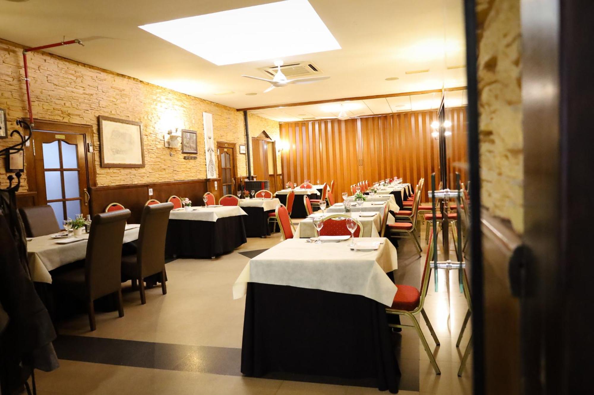 Hospedium Dlj Hostal Ben Nassar Arjona Εξωτερικό φωτογραφία