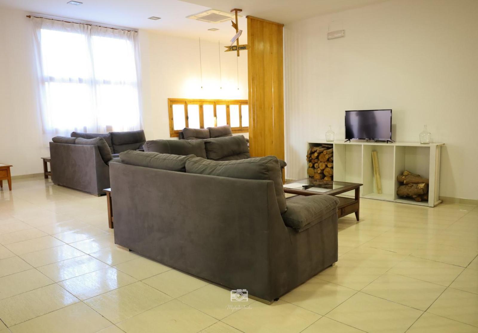 Hospedium Dlj Hostal Ben Nassar Arjona Εξωτερικό φωτογραφία