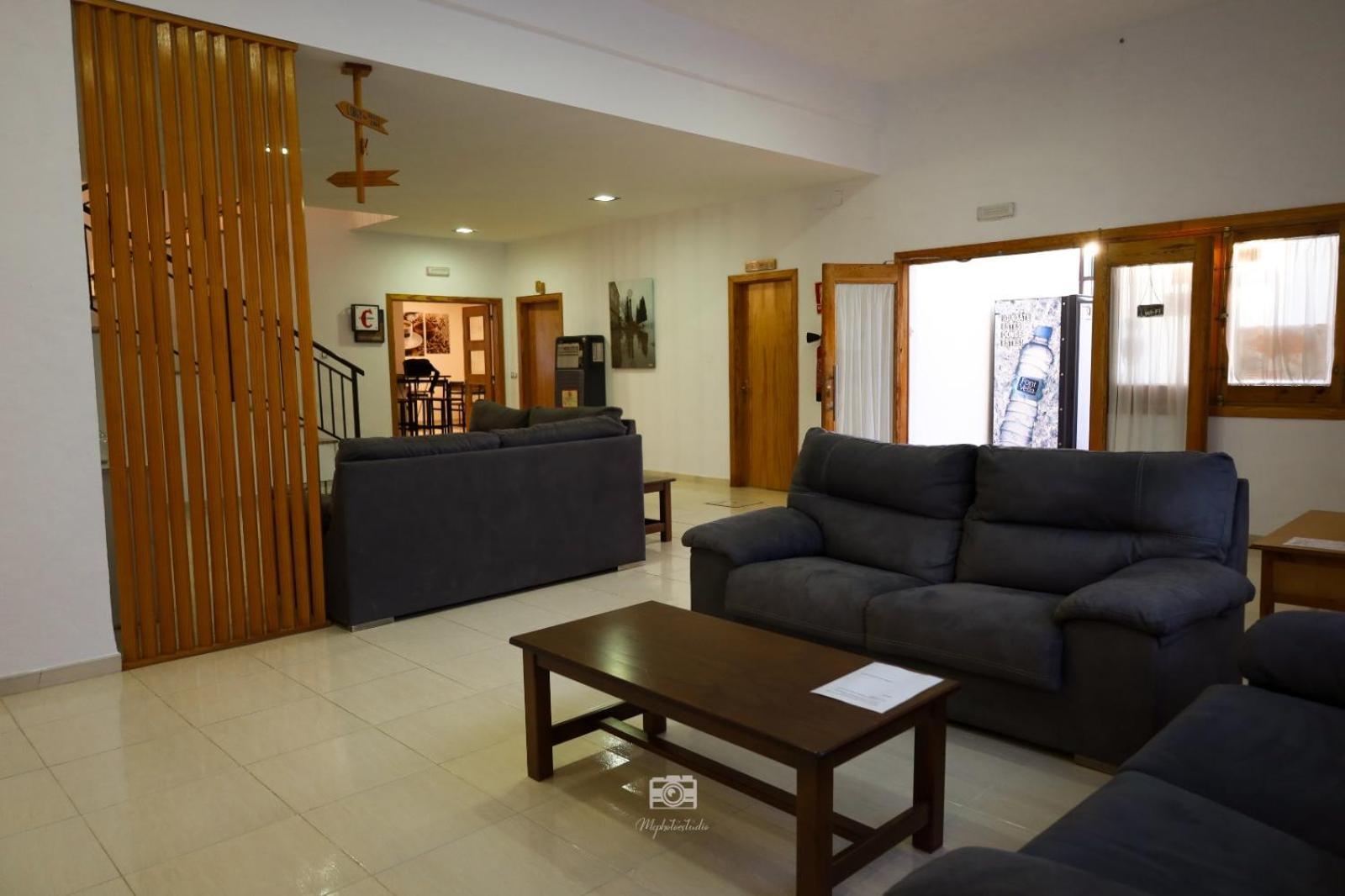 Hospedium Dlj Hostal Ben Nassar Arjona Εξωτερικό φωτογραφία