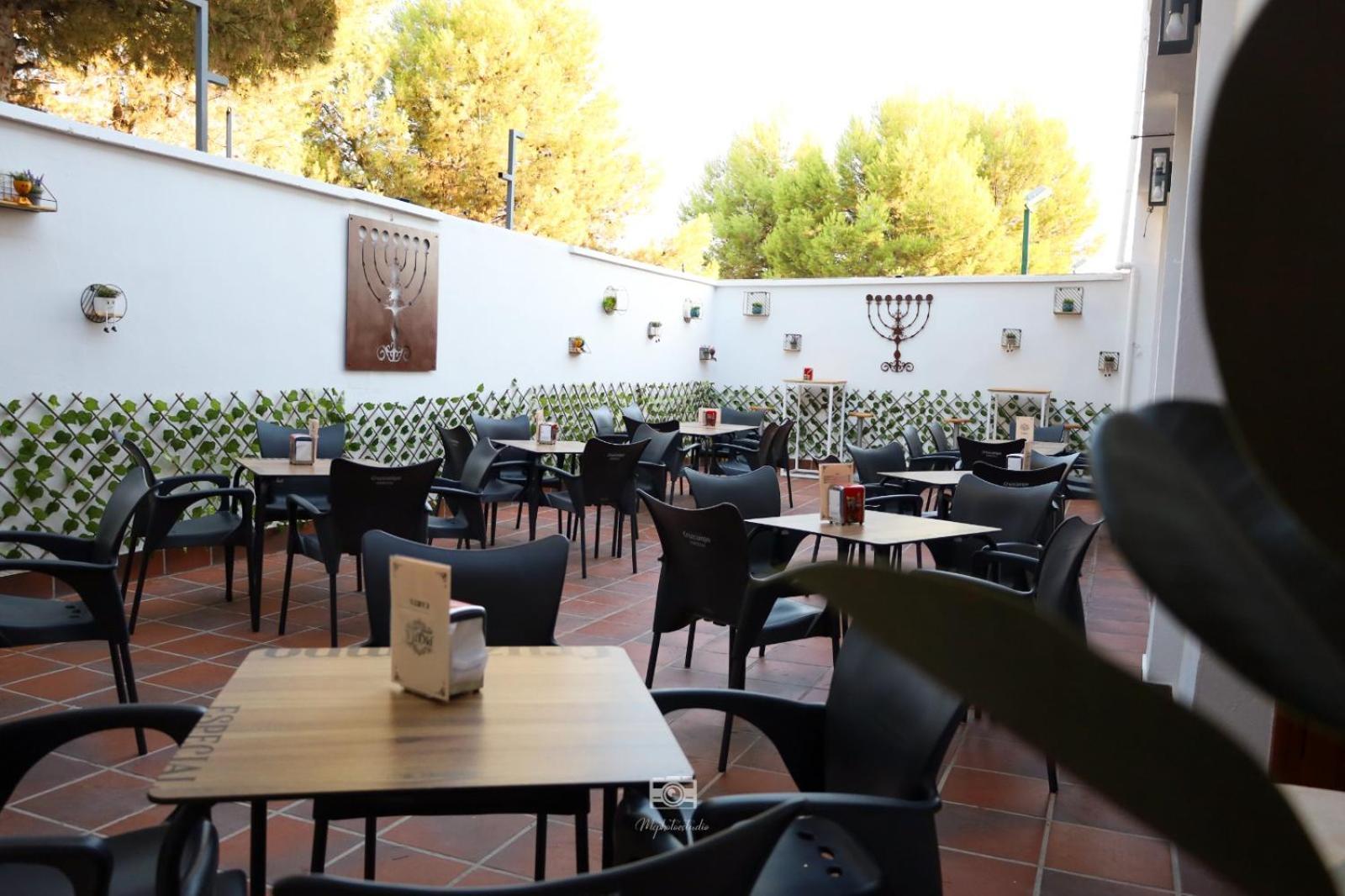 Hospedium Dlj Hostal Ben Nassar Arjona Εξωτερικό φωτογραφία